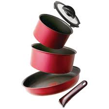 知っておきたい】色や名前で分かるティファールの鍋・フライパンの違い - Solvita - ソルヴィータ -