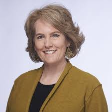 Lindsey Deering's Instagram, Twitter & Facebook