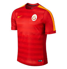 In a departure from last season's black away football shirt this brand new shirt is sleek, smart and modern designed in white with traditional red and yellow trim. Buy 2014 2015 Galatasaray Nike Pre Match Training Jersey Red