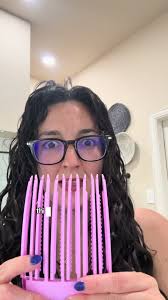 How to Use Curly Hair Lift Comb