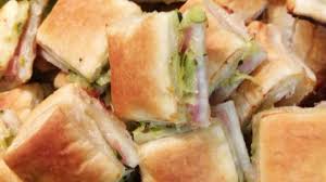 We did not find results for: Salatini Di Sfoglia Con Cotto Zucchine E Stracchino Ricetta