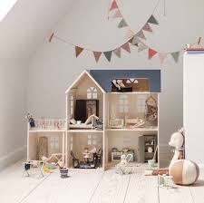 M I N I C A T W A L K On Instagram Die Schonsten Weihnachtsgeschenke Fur Maison De Poupee En Bois Meubles De Chambre De Bebe Maison De Poupees Moderne