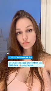 El medovik es un postre ruso muy, muy delicioso. Si lo probaran, estoy  segura de que les encantaría 🙌🏻, Es mi postre ruso favorito, y fui muy  feliz cuando lo encontré en Argentina 🙏🏼💫😭 , Soy rusa en ...