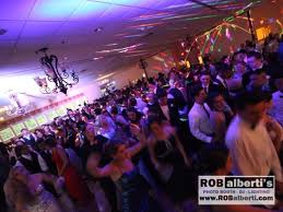 Log cabin 3 country club rd holyoke ma 01040. The Log Cabin Holyoke Ma Prom Dj Photo Booth Rental Rob Alberti Dj Wedding Event Services 413 562 2632