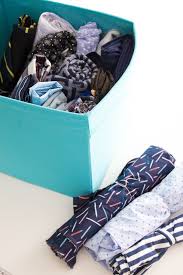 25 Geniale Ideen Fur Deinen Nahplatz In 2020 Nahzimmer Organisation Stoff Organisieren Ideen Nahzimmer