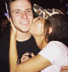 Stephanie + Noah — Portrait of a Young Couple