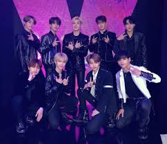 Originally as nine, they debuted on march 25, 2018 with the mini album i am not. Oleng Ke Lino Astagaaa Ganteng Bgttt Realstraykids Straykids 9 Stay Chan K Pop Boy Band Kids Groups Stray