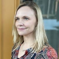 10 "Nicole Vaz" profiles