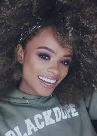Fleur east also known mononymously as fleur, is a british recording artist. Fleur East Grosse Gewicht Alter Korperstatistik