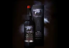 black and silver foil label the black grouse whiskey whisky packaging drinks packaging design whisky