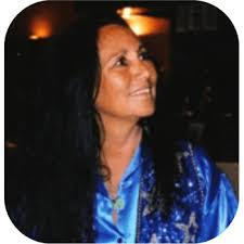 Tammi Gustafson's Instagram, Twitter & Facebook