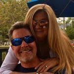 Beth Stoops's Instagram, Twitter & Facebook