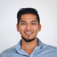 Kari Bishop's Instagram, Twitter & Facebook