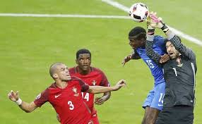 Đặt đầu thu rất đắt đỏ, đã thế, mỗi kênh truyền hình lại sở hữu bản quyền các giải đấu khác nhau. 31ryyoicq4htom