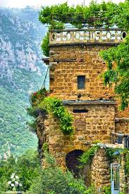 Traditional Lebanese House Lebanon House Architecture Beautiful Places To Visit Lebanon Incredible Places