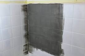 Fliesen lackieren im badezimmer 💪 fliesen streichen im erstversuch. Diy Badezimmer Streichen Und Renovieren Mit Fliesenfarbe