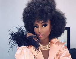 Amara La Negra Shares No Makeup Picture And Sparks Eye Surgery Rumor Afro Hairstyles Natural Hair Styles Short Afro Hairstyles