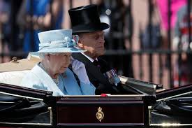 Mai in der privatkapelle des buckingham palace. Queen Feiert Geburtstag Und Sieht Trube Stimmung In Grossbritannien Nzz