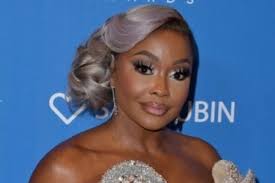 Kenya Moore gives birth to premature baby