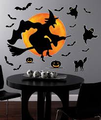 14 Most Wonderful Halloween Wall Decoration Ideas That Inspire You Halloween Wall Decor Halloween Wall Art Fall Halloween Decor