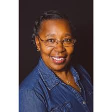 Stacy Bare's Instagram, Twitter & Facebook