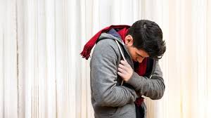 Di mana, itu adalah bagian dari upaya tubuh dalam mencegah keluarnya panas berlebihan, yaitu dengan menyempitkan pembuluh darah di tangan dan. Badan Panas Telapak Tangan Dan Kaki Dingin Gejala Apa Ini Penjelasannya