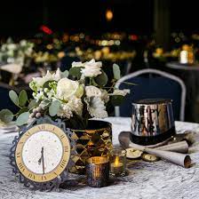New Year S Eve Wedding Decor Table Centerpieces New Years Eve Weddings Gold Wedding Decorations New Years Wedding