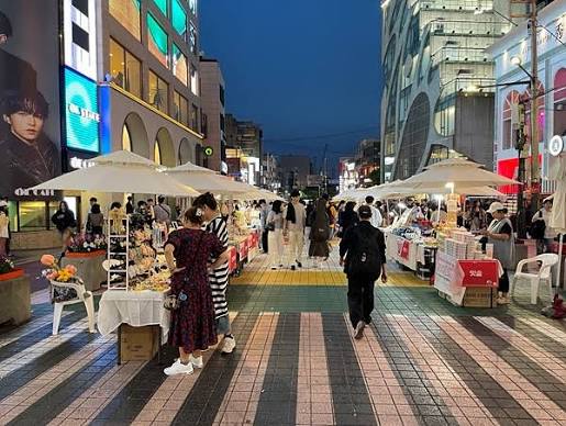 홍대 레드로드