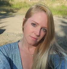 Tabitha Dodd's Instagram, Twitter & Facebook