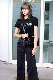 Let me know who you want to see next!+ Rectangle Handbag Lisa Blackpink K Fashion At Fashionchingu Fashion Airport Outfit Kpop Fashion Outfits