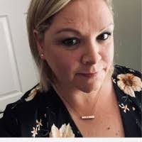 Elizabeth Glancy's Instagram, Twitter & Facebook