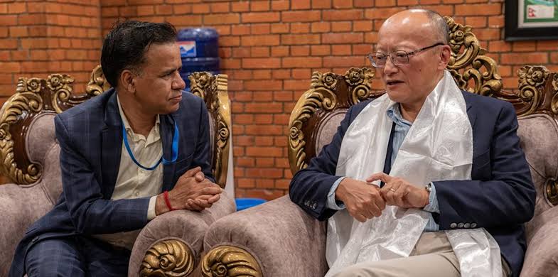 नेपाल आइपुगे एसियाली विकास बैंकका अध्यक्ष मासातो कान्डा, बालेनसँग भेट्दै |  प्रशासन
