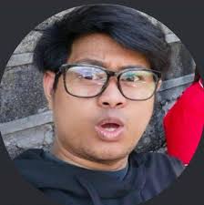 Hey boo! It's RIOT WEDNESDAY! Start your day bright with your Sunshine  JULIA! She's here to play you all the music you want to hear from the  90s-00's until the sun shines