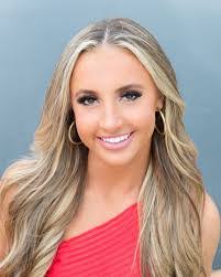 Grace Kramer's Instagram, Twitter & Facebook