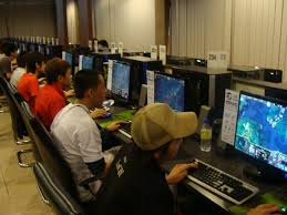 We have a customer base of more than 20, 000 customers with 6. Qualifier Announcements Go Eswc Malaysia