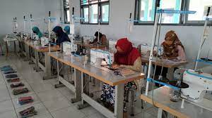 No nama kab/kota siswa guru tendik kepsek; Smk Negeri 2 Blora Memproduksi Masker Secara Massal Smk Negeri 2 Blora