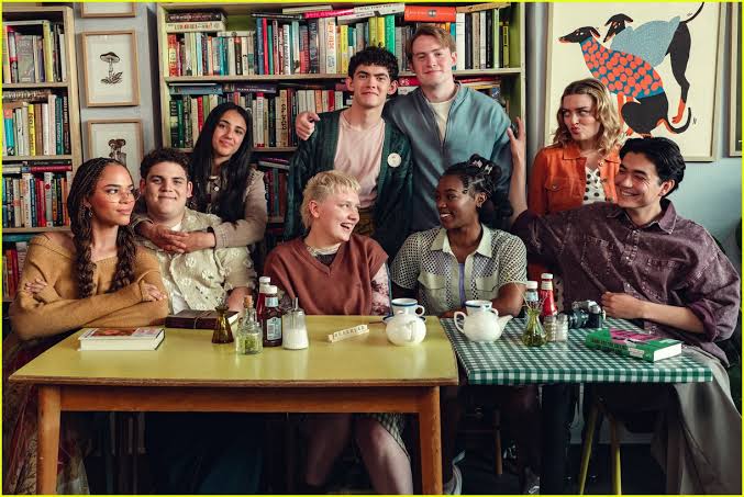 Heartstopper Forever' Gets Premiere Date, First Look Photo From Netflix -  Just Jared - Celebrity News and Gossip | Entertainment