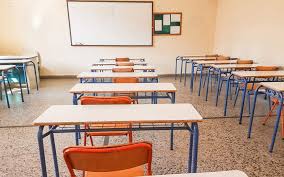 Με έμφαση επανέλαβε ότι οι γονείς θα πρέπει να περιορίσουν τα παιδιά τους για να μειωθεί η διασπορά του ιού, έκανε λόγο για ατομική ευθύνη και είπε επί λέξη ότι «είναι η στιγμή που όλοι οι το μέτρο αφορά σε σχολεία, πανεπιστήμια και λοιπές εκπαιδευτικές δομές που εποπτεύονται απο το υπ. Ar8ra Page 30 Of 3521 Infokids Gr