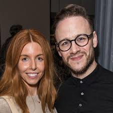 Strictly's Kevin Clifton KISSES Stacey Dooley in rare intimate couple snap  ahead of first live show