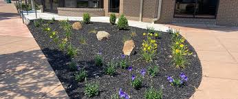 Our comprehensive services will give you a thriving, green yard you can enjoy from spring through fall. Commercial Lawn Landscape Services In Elkhart Granger South Bend Grow Pros Lawn Care Llc