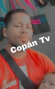 Darwin Muñoz tomo la fatal decisión de quitarse la vida colgandose de un  arbol en el patio de su vivienda, este hecho se registro la noche del  Sábado en Santa Rosa de