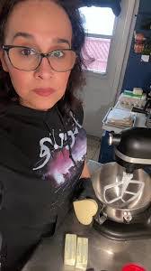 Samantha Sugar's Instagram, Twitter & Facebook