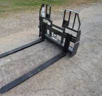 Bradco Walk Through Pallet Fork Frame with 60" 5,500 Pound Pallet Forks