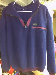 Size up for a baggy fit. Vintage Vintage Quarter Zip Pullover