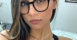 | meaning, pronunciation, translations and examples. Mia Khalifa Fans Support Her And Help Remove Her Adult Movies World Today News