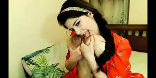 Ljtheg - удивительные большие сиськи и темные ареолы смотреть онлайн или  скачать