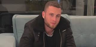 See a detailed chet hanks timeline, with an inside look at his movies, children & more through the years. Chet Hanks Wiki Age Parents Wife Daughter Baby Mama Net Worth Height Family Child Wife Jamaican And Instagram Primal Information