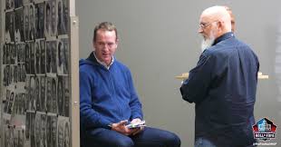 According to reports, manning's visit to athens included dinner with uga head coach kirby smart and several members of the bulldogs' coaching staff. Pro Football Hall Of Fame On Twitter Peyton Manning Recently Had A Sitting With Sculptor Blair Buswell To Get His Bronzed Bust Ready For August Pfhof21 Colts Broncos Https T Co Ufuglukqks