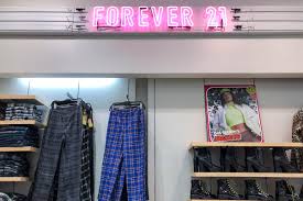 But don't worry you are in the right place. Fashion Nova H M Zara Why We Can T Stop Buying Fast Fashion Vox