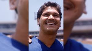 Salvador reyes monteón (born september 20 1936) is a former mexican football player. Los Futbolistas Mas Longevos De La Historia Deportes Futbol Tudn Univision